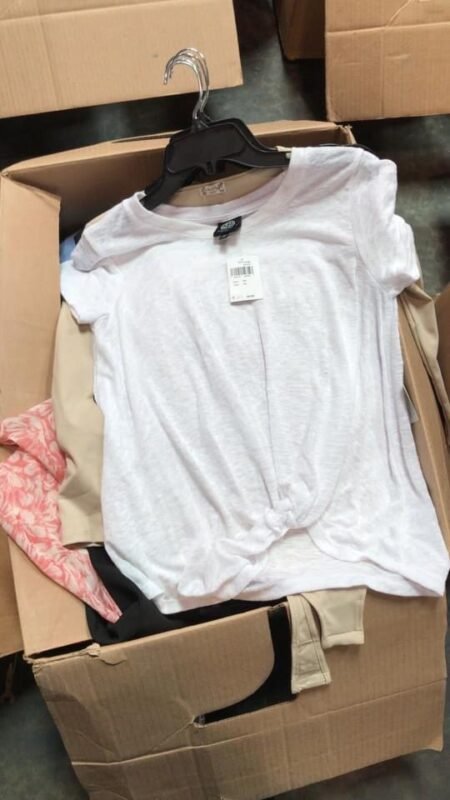 wholesale Nordstrom clothing pallets
